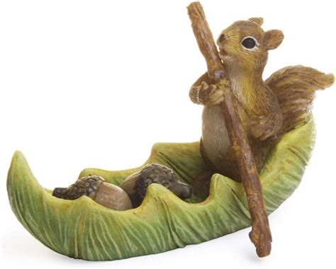 Do Squirrels Eat Green Acorns Pet