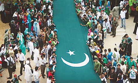 Unusual Zeal In Karachi Ahead Of Independence Day Pakistan Dawncom