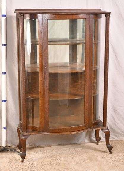 Oak China Cabinet With Curved Glass Door And Sides 37 1733 Rh Lee
