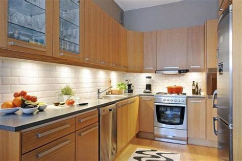 We do not take it for granted that kitchen remodeling is mighty expensive. Design Dilemma: Are Honey Oak Cabinets So Bad? | Home Design Find | Honey oak cabinets, Modern ...