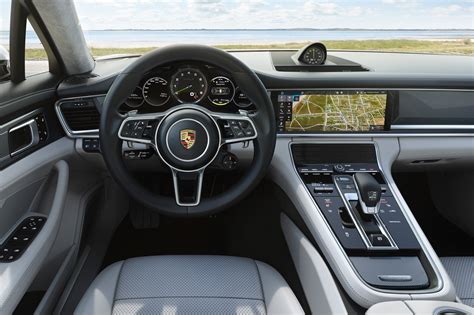 Porsche Panamera Sport Turismo Turbo S E-Hybrid bows in | CAR Magazine