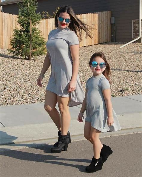 Pin By Carol On Mommy And Daughter Fashion Mother Daughter Fashion
