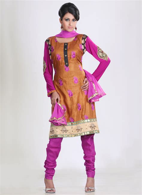 Beautiful Churidar Suit Party Salwar Kameez ~ Ladies Fashion Style