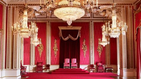 Take A Summer Tour Of Buckingham Palace The English Home