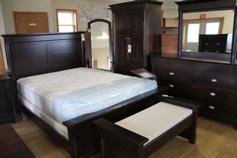 The houston bedroom set perfects the balance of part rustic, part sophisticated. A splendid bedroom furniture set! #ShopGF | Houston TX ...