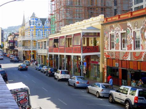 Cape town city hall looks out over grand parade, a former military parade square that now serves. The colourful history of Long Street | Long Street Hotel | Boutique Hotel Cape Town