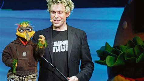 Последние твиты от sascha grammel (@saschagrammel). Puppenspieler und Komiker Sascha Grammel begeistert in der ...