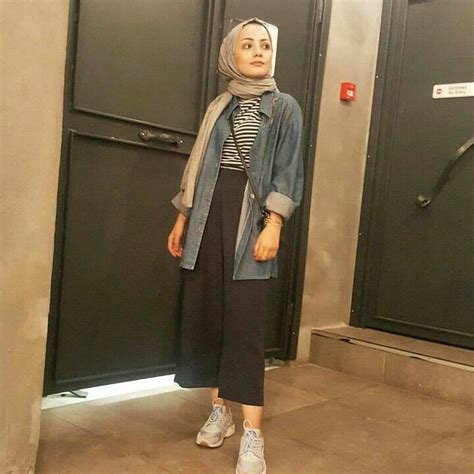 Lihat ide lainnya tentang model pakaian muslim, model pakaian hijab, model baju wanita. Ootd Remaja Hits Hijab - Jilbab Gucci