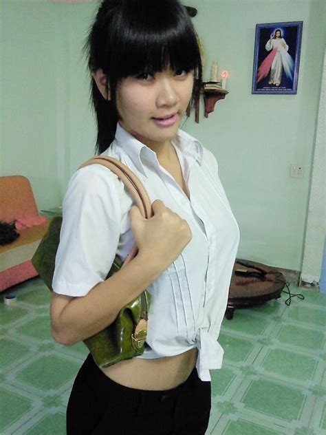 vietnamese girls 18 years old vietnamese