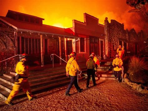 California Wildfire Dramatic Photos Of Kincaid Fire News Photos