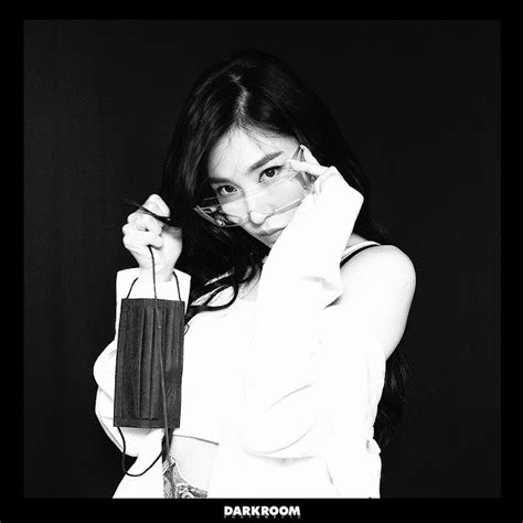 See Snsd Tiffany S Pictures From The Photo Booth Wonderful Generation