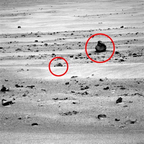 Nasa Photo Of Mars Reveals Incredible Gun Shape In Shocking Discovery