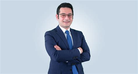 Göğüs hastalıkları, akciğer kanseri, yemek borusu kanseri, pnömotoraks, hemotoraks gibi hastalıkların tedavi süreçleri. Op. Dr. Kerem Yıldırım - Orthoist