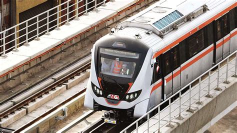ahmedabad ac snag brings metro to a halt for 10 minutes