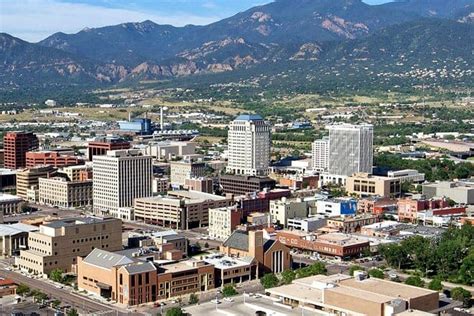 15 Best Places to Visit in Colorado (2022) Fun & Unique!