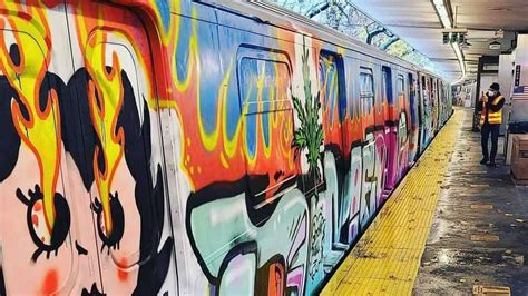 Magnificent Burst Of Graffiti Bombing On Nyc Subways Boing Boing