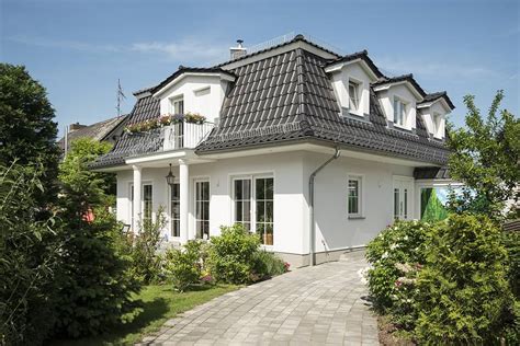 So kann der besucher sich jetzt nicht nur zu einem regelmässig. Bau GmbH Roth Haus Föhr mit Mansarddach - Jetzt auf Haus ...