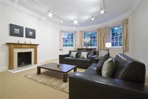9 Bay Window Living Room Layouts With Floor Plans Homenish