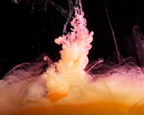 Free Photo Abstract Orange Haze With Pinkness In Dark Liquid