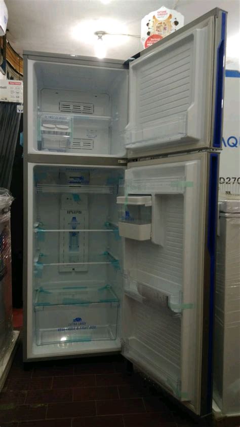 Kulkas 2 pintu memiliki beberapa motif. Jual Kulkas 2 Pintu Aqua Sanyo D270 No Frost Tanpa Bunga ...