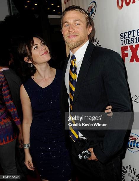 Maggie Siff And Charlie Hunnam Photos And Premium High Res Pictures Getty Images