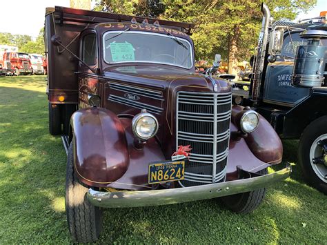 Antique Truck Club Of America Antique Trucks Classic Trucks