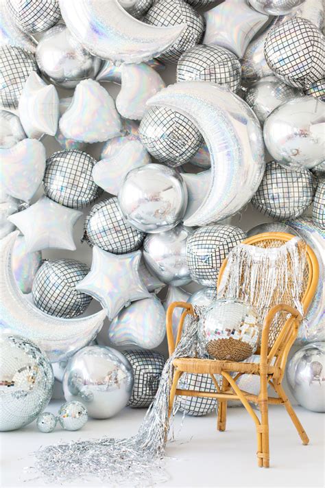 Gnw glw012 garden design artificial green plant wall for home decor. DIY Holographic Balloon Backdrop - Studio DIY