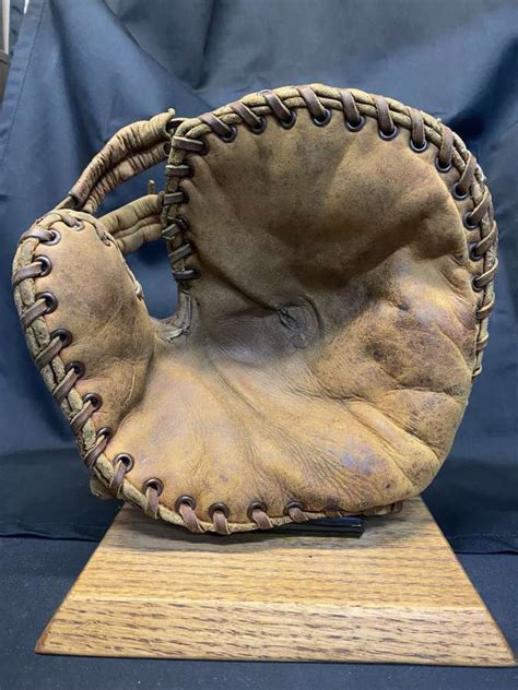 George Sisler Rawlings Front Base Mitts Rawlings Baseball Glove