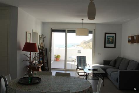 Diversas casas y hoteles en las negras a su disposición Alquiler apartamento en Las Negras, Andalucía con piscina común y playa/lago próximos - Niumba
