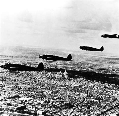 Copyright the financial times limited 2020. Zweiter Weltkrieg: 1500 Flugzeuge entscheiden die ...
