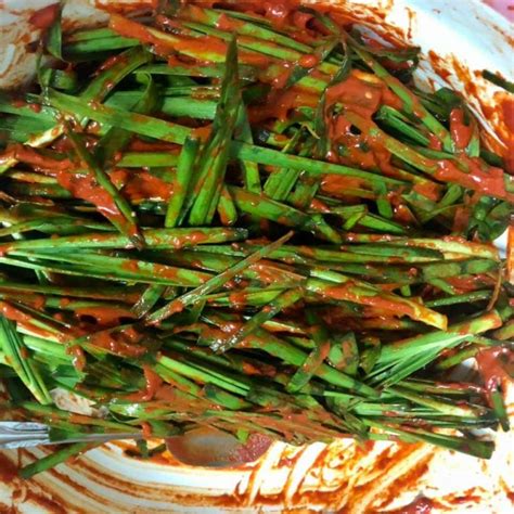 Maybe you would like to learn more about one of these? Paling Senang Buat Kimchi Daun Kucai, Olahan Resepi ...