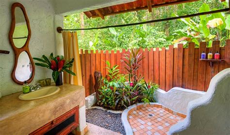 Outdoor Showers 15 Top Resorts With Amazing Private Open Air Cascades