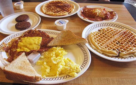 31 Reasons Why We Love Waffle House