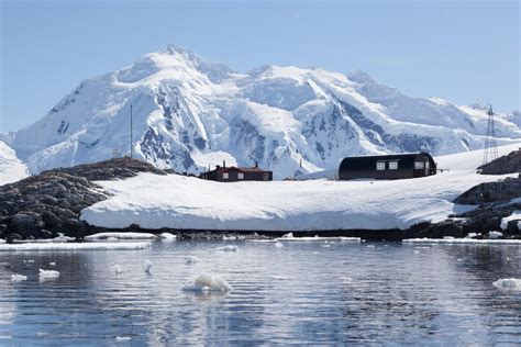 Antarctic Historic Site No 61 British Base A Port Lockroy Oc