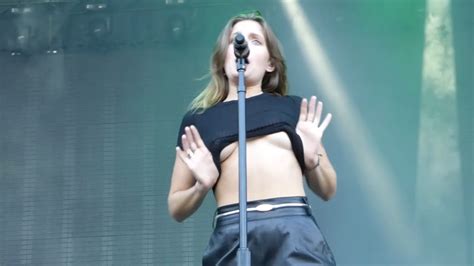Tove Lo Tits 5 Photos Video Thefappening
