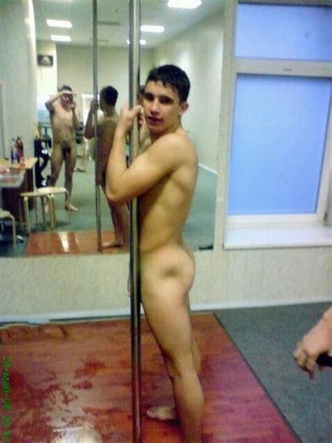 Gay Male Exhibitionist Hot Nude