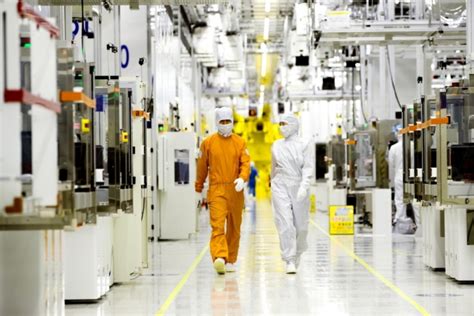 Samsung Moves Workforce To 3nm Chip Production Updated