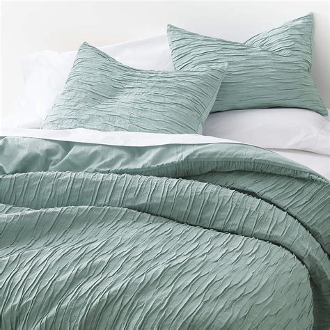 Belamy Dusk Pleated Duvet Covers And Pillow Shams Crate And Barrel Canada