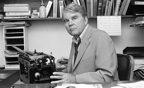 Andy Rooney Mainstay On ‘60 Minutes Dead At 92 The New York Times
