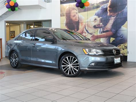 Certified Pre Owned 2016 Volkswagen Jetta 18t Sport 4d Sedan In