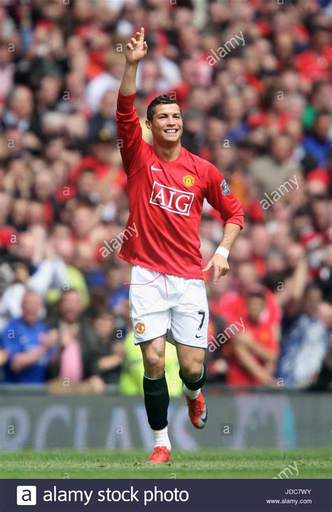 32 Cristiano Ronaldo Manchester United Wallpapers Wallpapersafari