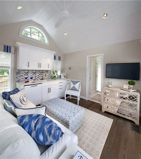 If you're trying to transform a little bonus area into a small living room, take a cue from this swanky little nook designed by romanek design studio. Interior Design Ideas - Home Bunch