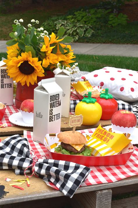 Backyard Picnic Ideas Food And Decorations For Summertime Fun