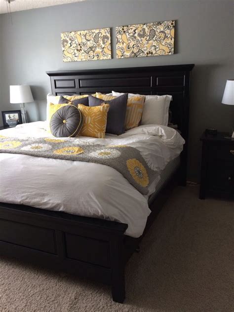 Starting off our list is a project that was linked to our link party years ago, and it is still one of my favorites! 21 Grey and Yellow Bedroom Designs To Amaze You | Woman ...