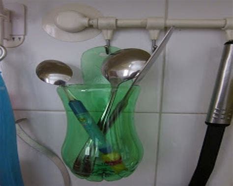 Creatively Design A Utensil Holder With Plastic Bottle Recycled Crafts
