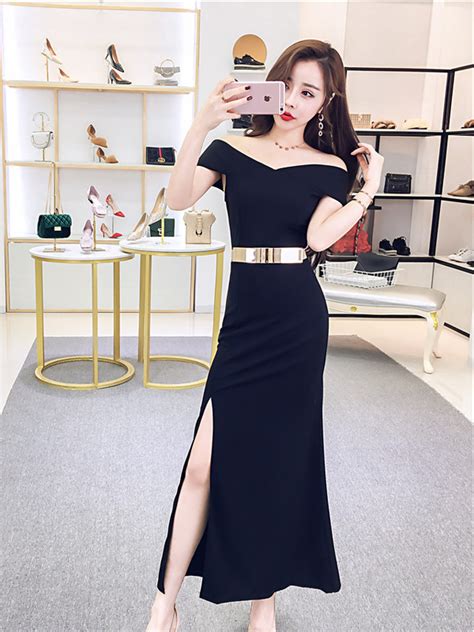 Wholesale Korean Elegant Solid Off Shoulder Maxi Dresses Czg051806