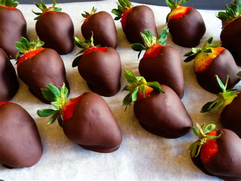 The Frugal Girlmet Chocolate Covered Strawberries