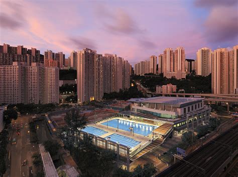 Kwun Tong Swimming Pool And Playgrounds By Ronald Lu And Partners
