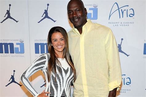 michael jordan s wife yvette gives birth to identical twin daughters