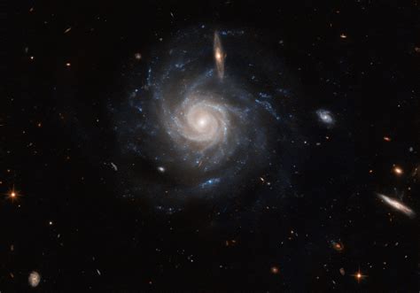 Hubble Captures Stunning Image Of Barred Spiral Galaxy Ugc